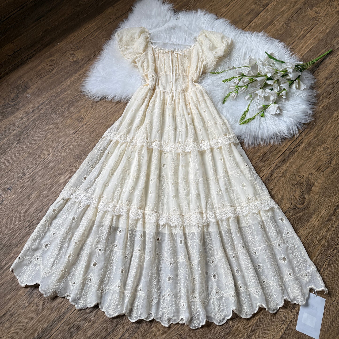 Gorgeous eyelet summer dresses