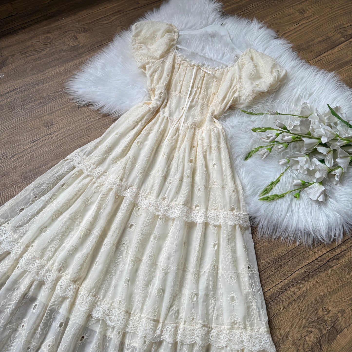 Gorgeous eyelet summer dresses