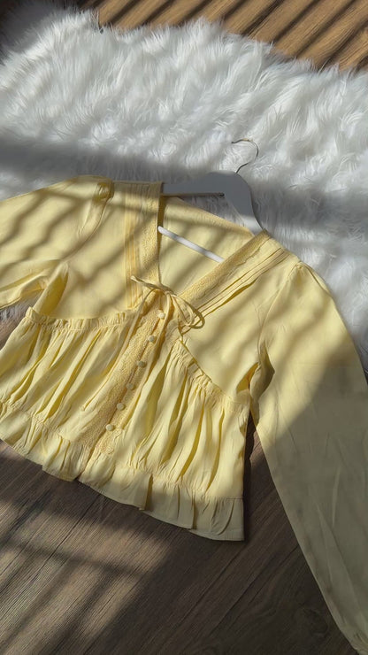 Gorgeous lace detailed linen tops