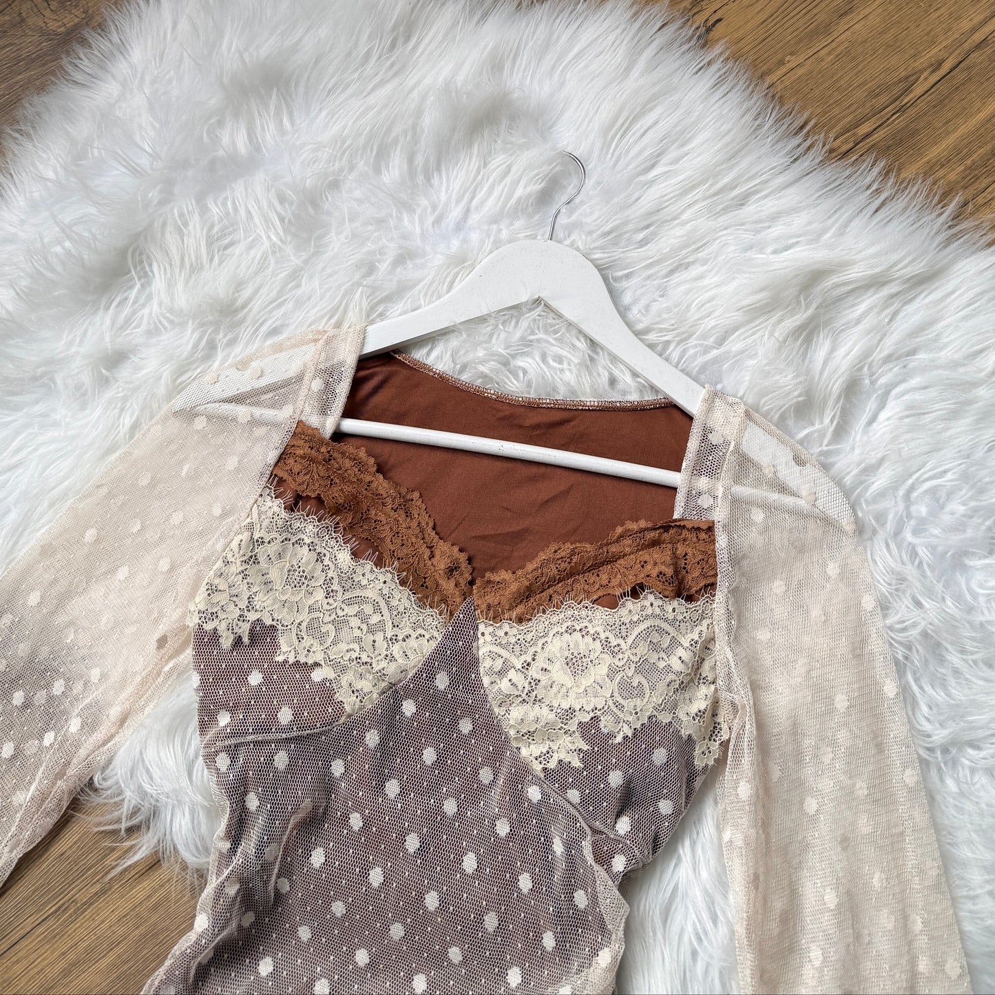Gorgeous Lace Mesh Sweetheart Neck Top