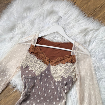 Gorgeous Lace Mesh Sweetheart Neck Top