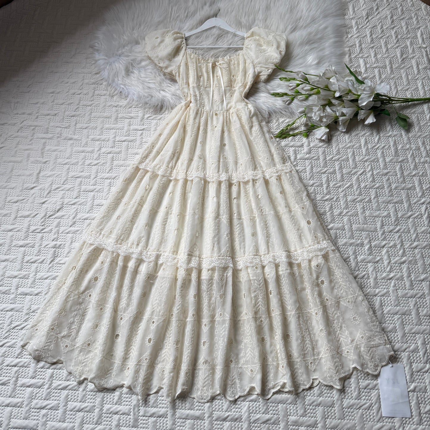 Gorgeous lace detailed cotton dress