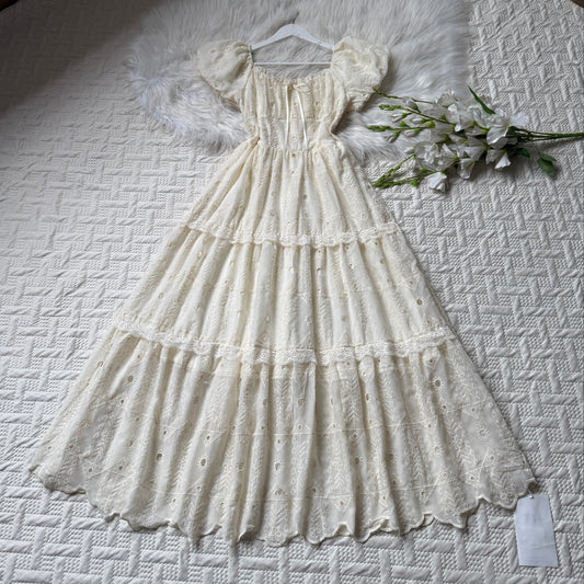 Gorgeous lace detailed cotton dress