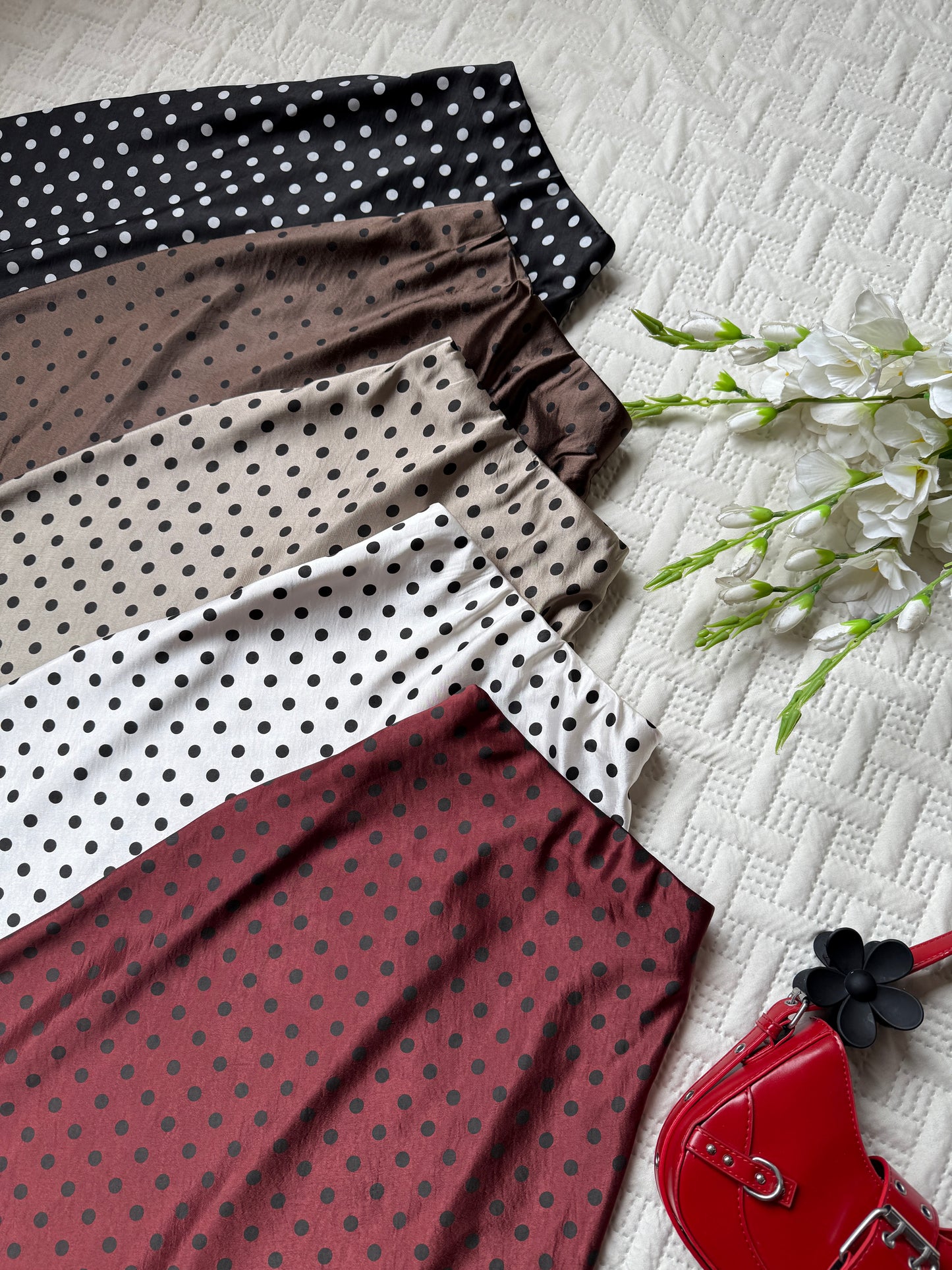 Gorgeous high waist polka dots satin skirts