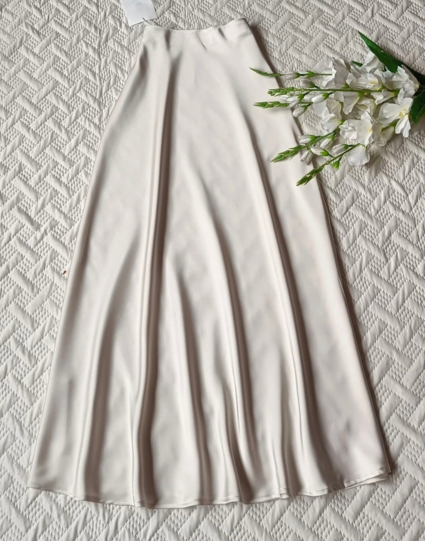 Gorgeous High waist satin skirts
