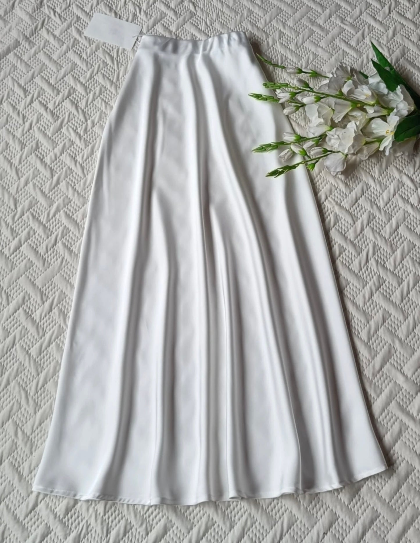 Gorgeous High waist satin skirts