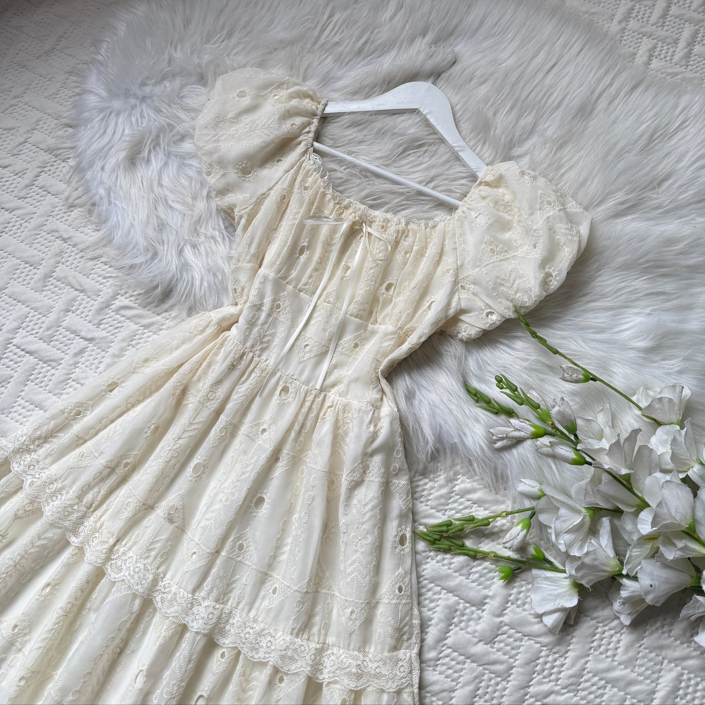 Gorgeous lace detailed cotton dress