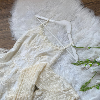 Dreamy lace dress