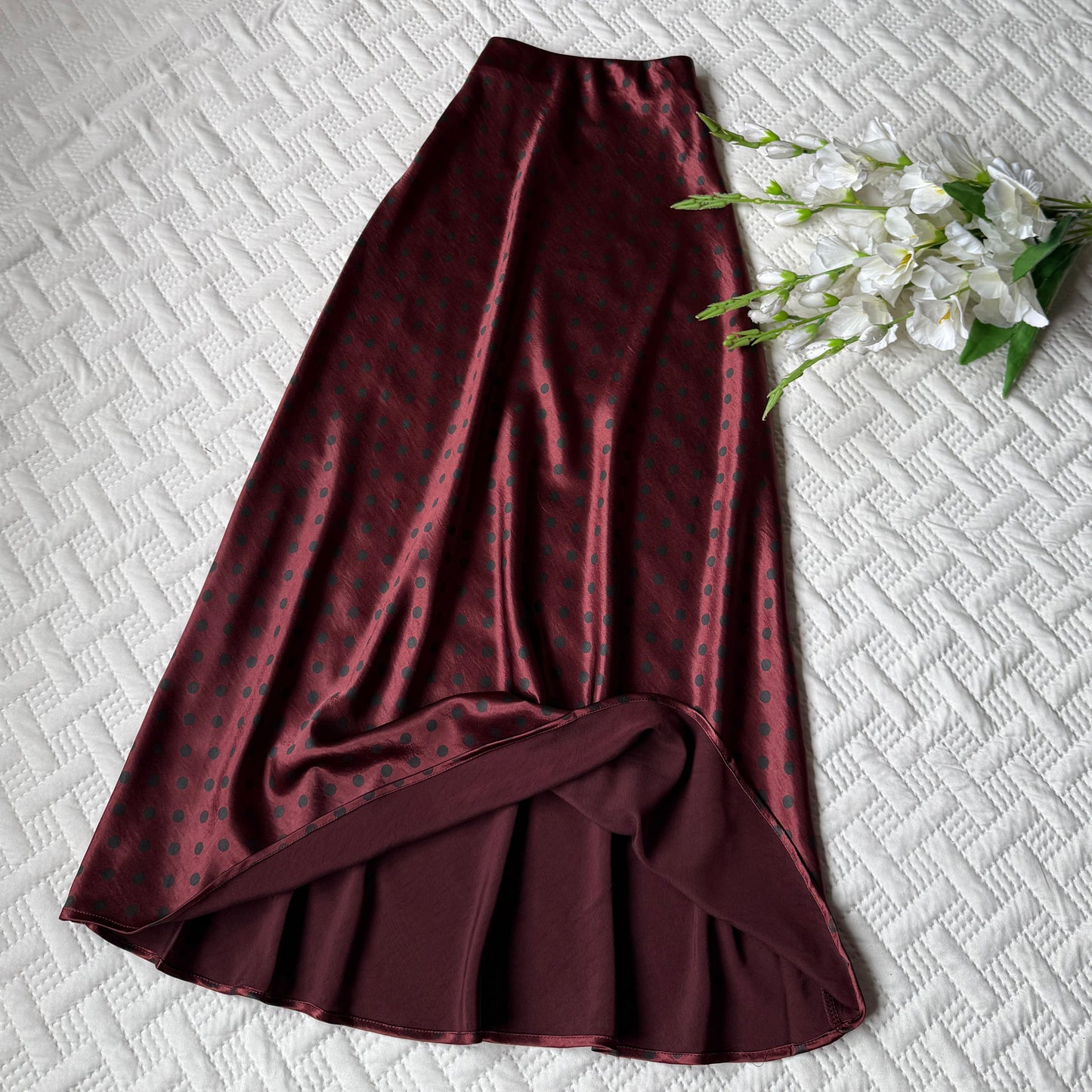 Gorgeous high waist polka dots satin skirts