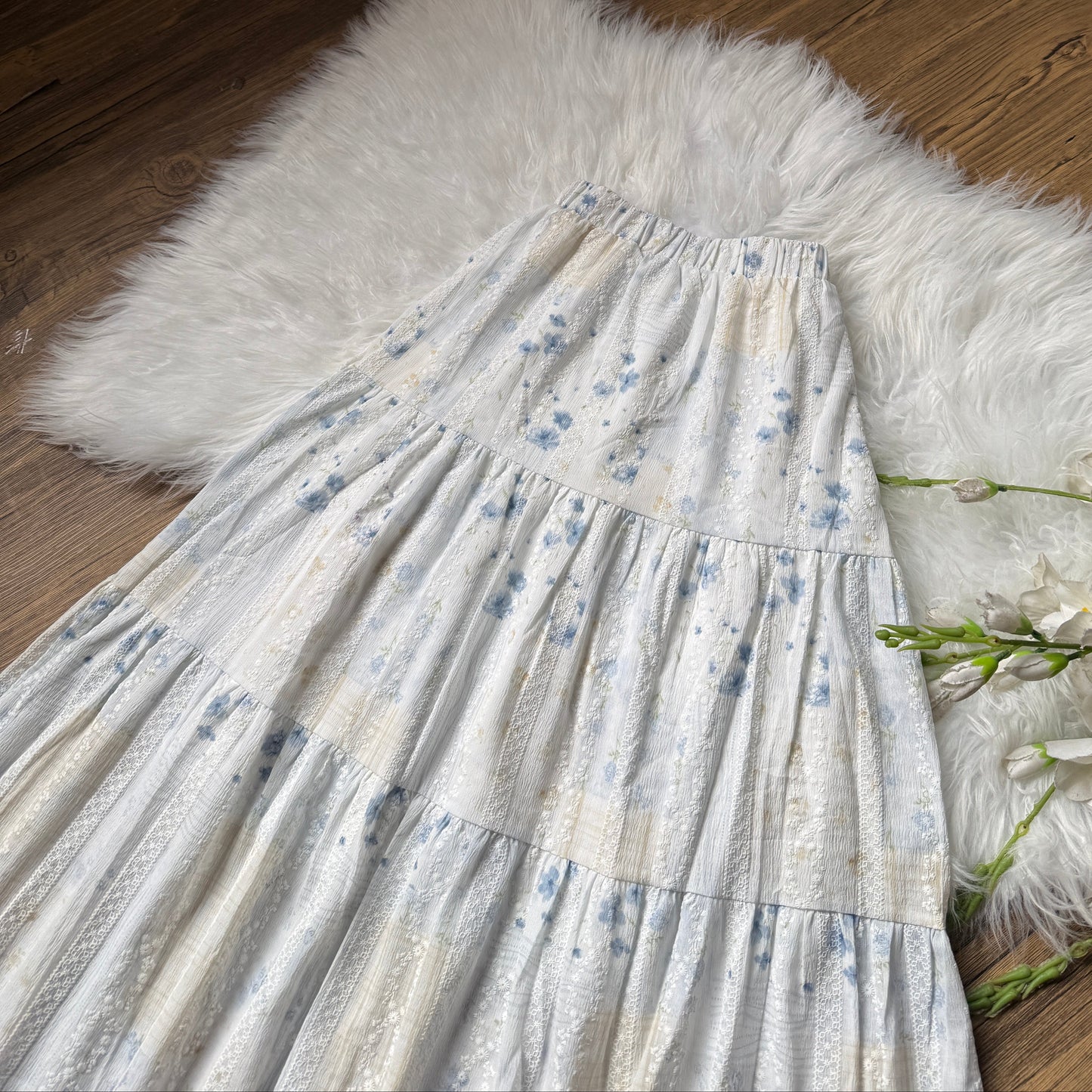 Gorgeous floral lace detailed skirts