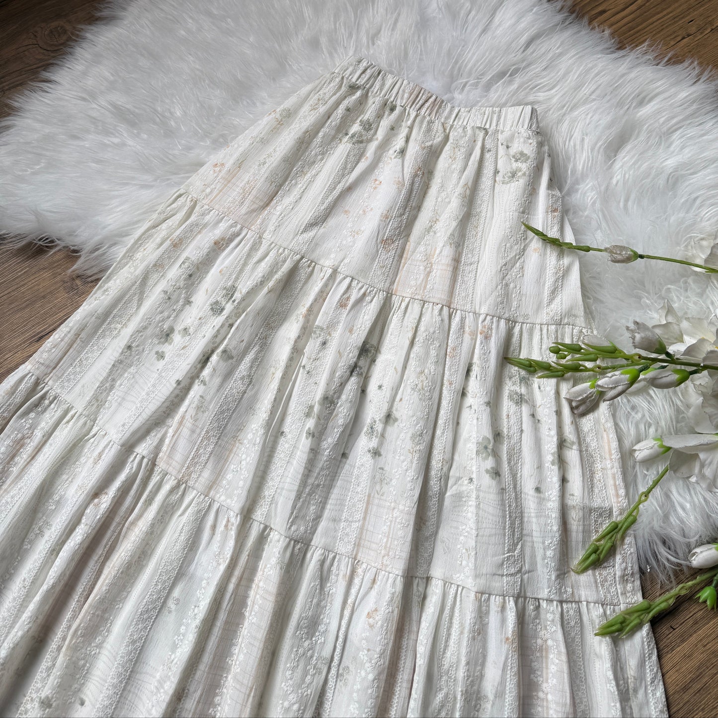 Gorgeous floral lace detailed skirts