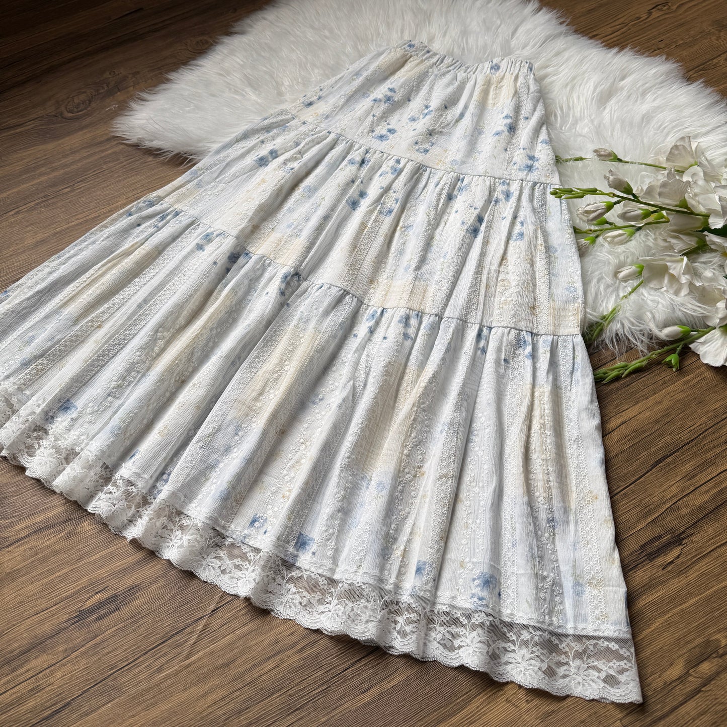 Gorgeous floral lace detailed skirts